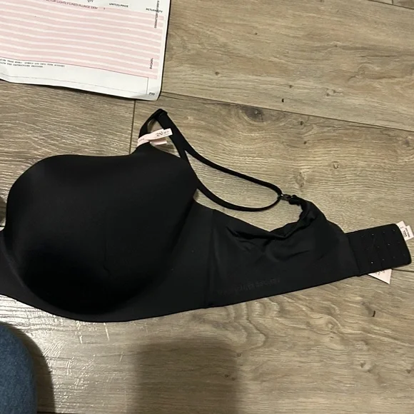 NWT Victoria's Secret Black Strappy Bra 38DD - Picture 7 of 16